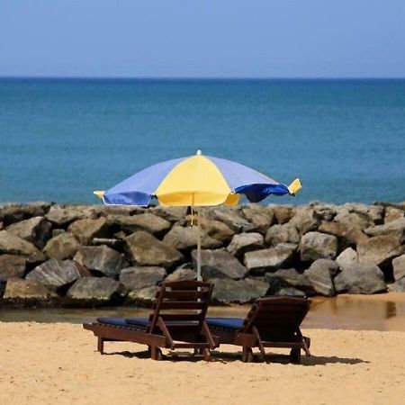White Rose Beach Resort Marawila Buitenkant foto